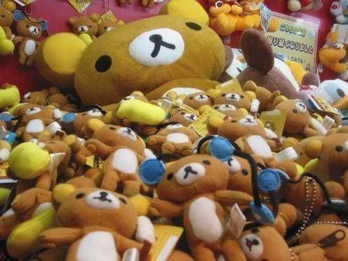 По оценкам специалистов, по России ходит более 50 000 радиоактивных игрушек из Китая завезенных нелегально.